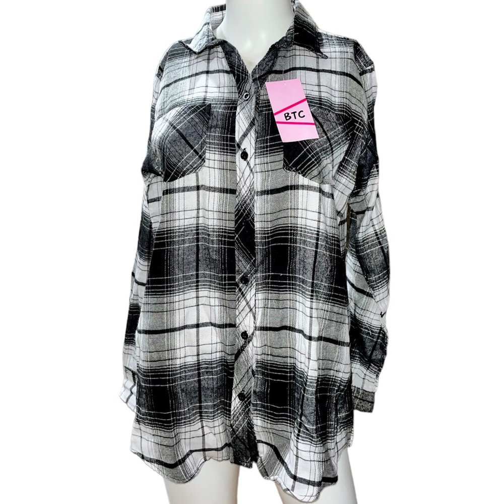NWT BTC Women's Flannel Long-sleeve Button Up Shirt, Size M